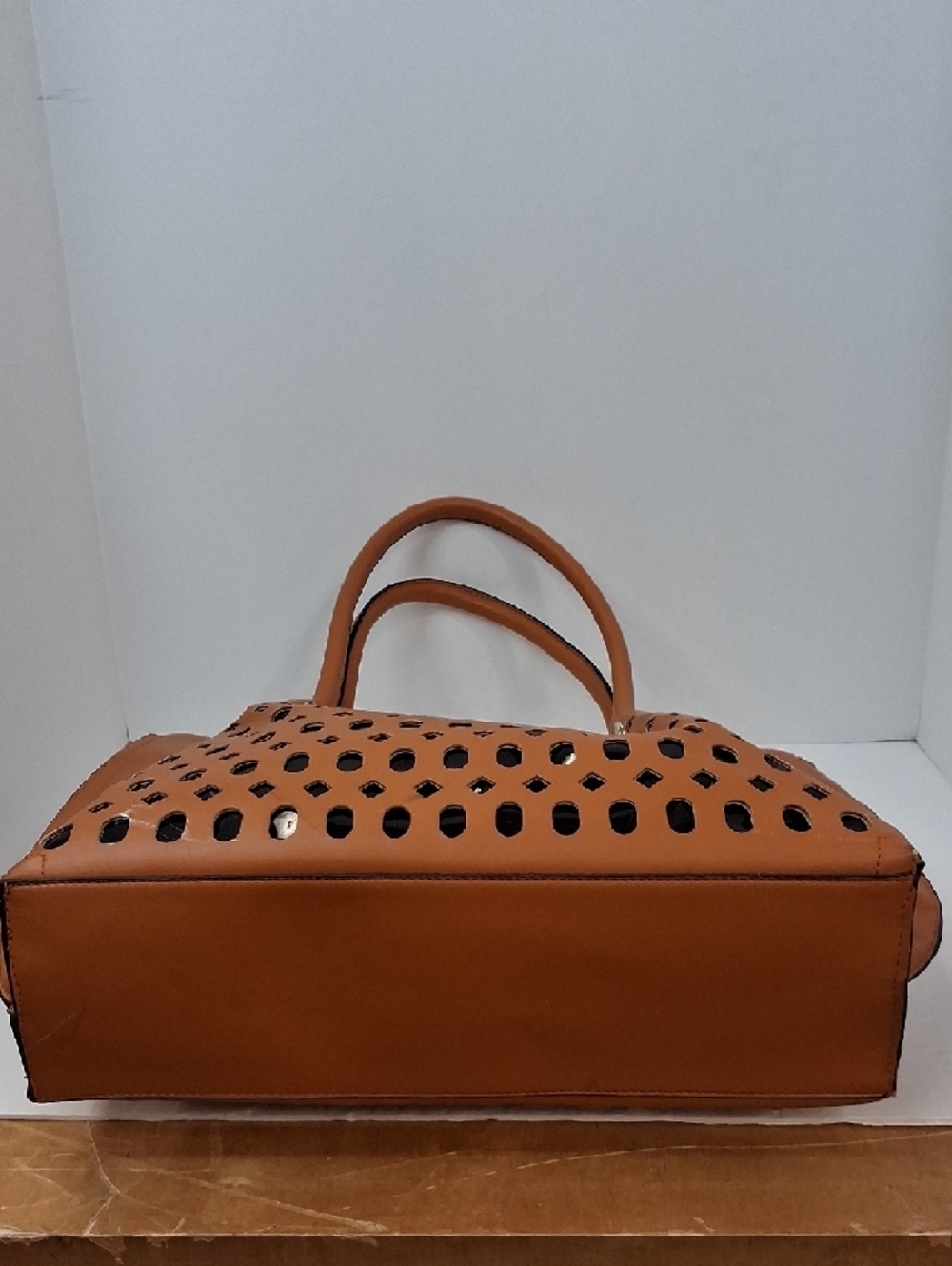 Tan Laser Cut Geometric Tote Bag Double Handle Oversized OS - Picture 4 of 14